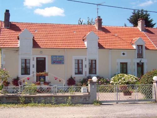 Ieeja, La Longere des Gillettes in Bezenet