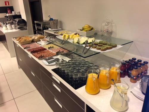 Hotel Axis Vigo - image 2