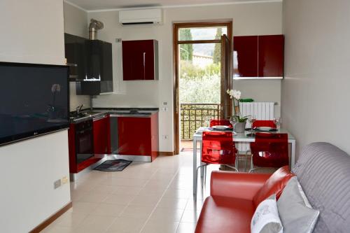 Emaleen's Holiday Apartment near Salo - Roe Volciano