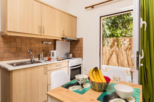 Aloe Apartments 4