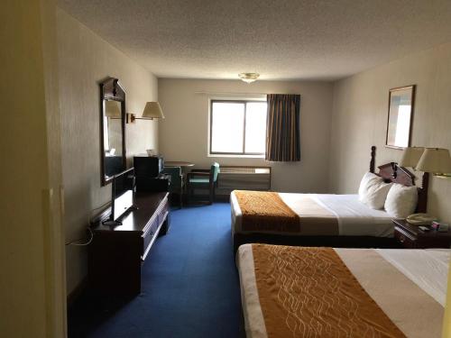 Denison Inn & Suites - image 2