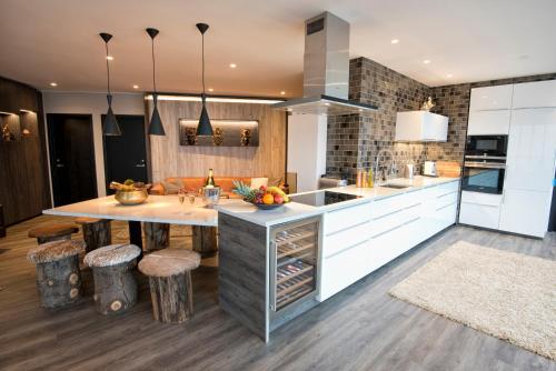 B14 Guesthouse - image 12