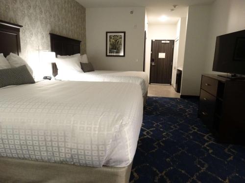 Best Western Plus New Richmond Inn & Suites