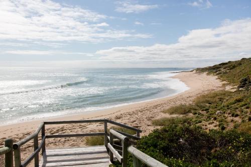 Blue Bay Beach Stay - Mandurah