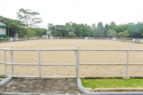 APM Equestrian Resort