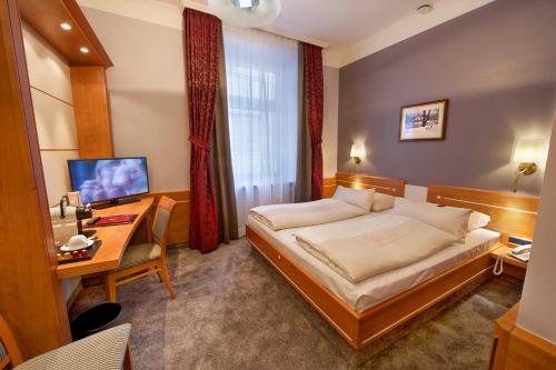 Hotel Torbräu - image 8