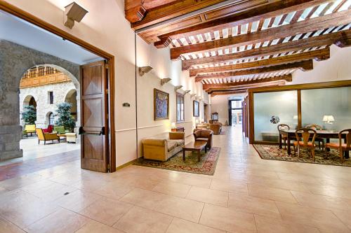 Vestabils, AZZ Convento Las Claras Hotel & Spa in Peñafiel