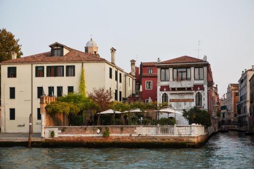 Ca' Nigra Lagoon Resort - image 4