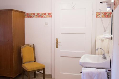 Hotel Restaurant Grünwalderhof Room Type - Family Room (2 Adults + 2 Children)