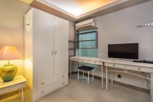 Two-Bedroom Apartment image 9