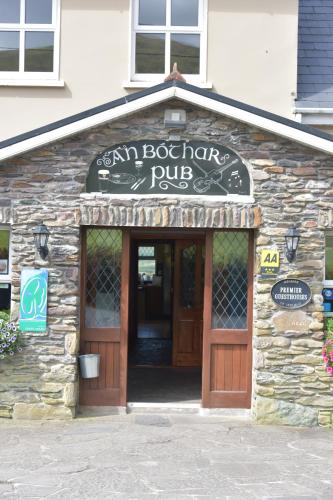 An Bothar Pub - image 5