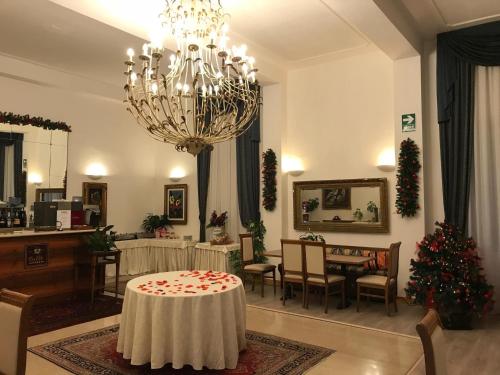 Hotel Alexander Palme – Chianciano Terme, WI