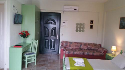 Pitsinis Apartments, Roda (zdjęcie 8)