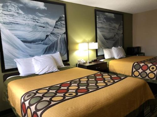 Super 8 by Wyndham Casa Grande - image 6