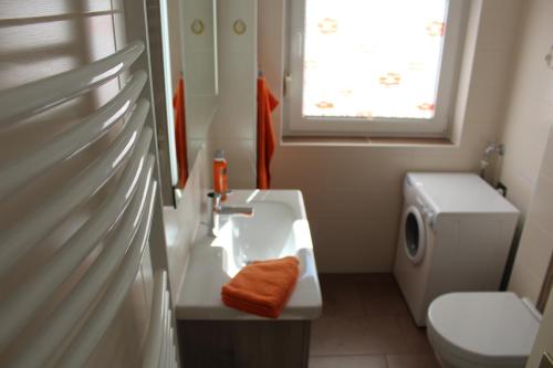 Urlauberdorf 62a - image 2
