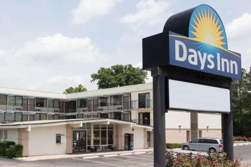 Foto - Days Inn by Wyndham Raleigh South