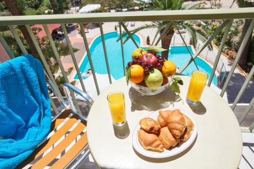 Tolon Holidays Hotel - image 2