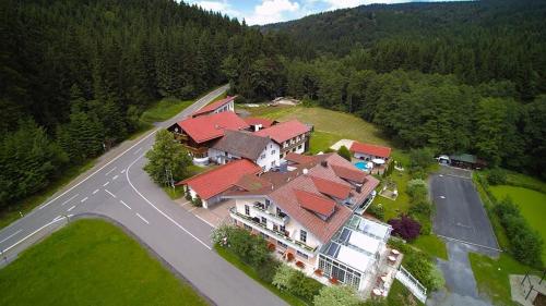 Facilities, Landgasthof Hotel Zum Hirschenstein, Pension Garni in Rettenbach