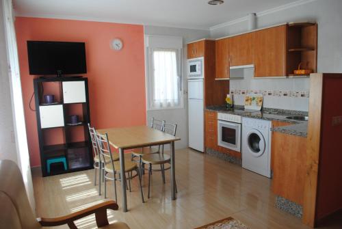 Apartamentos Las Llabanas - Cerezal