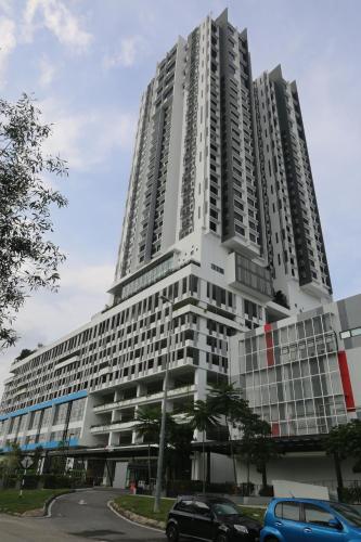 Exterior view, Centrus Soho Cyberjaya by IdealHub 1310 near Multimedia University Cyberjaya Campus