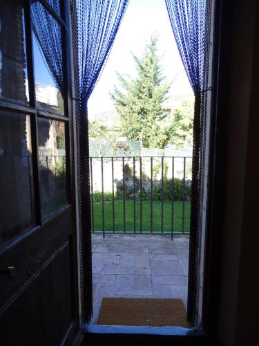 Skats, Cal Mestre - Apartament 4 pax. 1er pis in Castellfollit de la Roca
