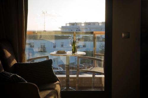 Hotel y Apartamentos Conilsol - image 13