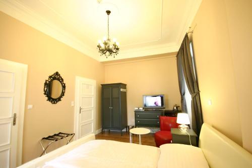 U Tří Bubnů - image 9