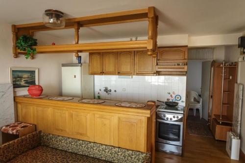 ห้องครัว, Apartments with parking spaces Klenovica, Novi Vinodolski - 11028 in เคลโนวิกา