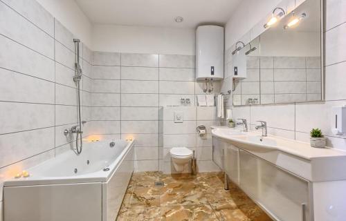 Rooms with WiFi Split - 12373, Split (photo 6)