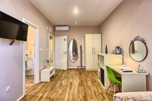 Rooms with WiFi Split - 12373, Split (photo 7)