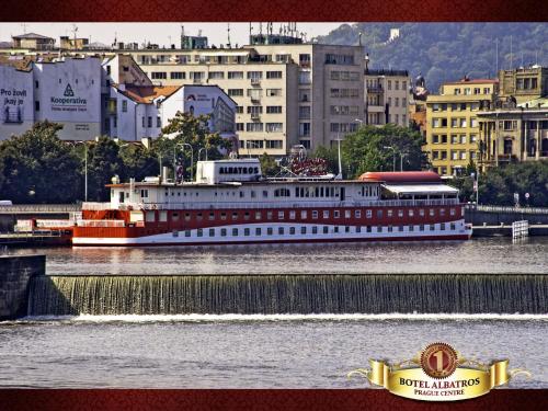 Botel Albatros 