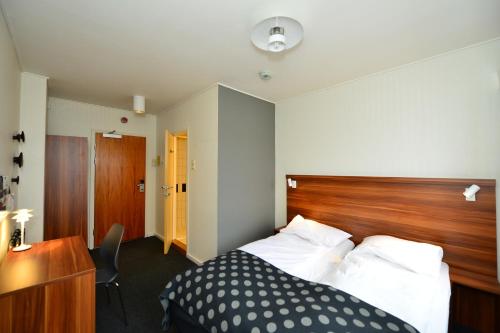 Economy Twin Room