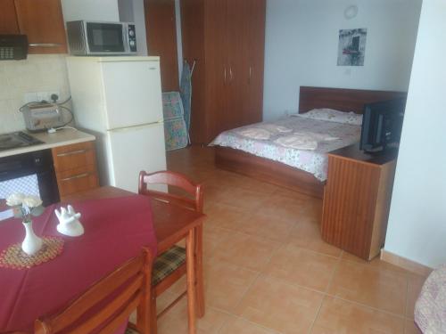 Yialos Apartments - image 8