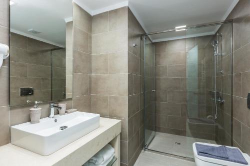 Sun and Sea Plus Resort - image 4