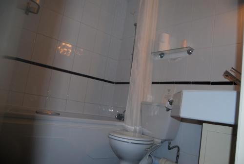 Brecon Hotel Rotherham Sheffield - image 4