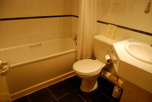 Brecon Hotel Rotherham Sheffield - image 2