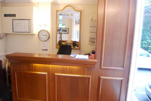 Brecon Hotel Rotherham Sheffield - image 5