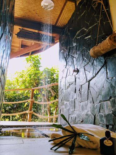 The Hideout - Koh Yao Noi Located in Koh Yao Noi, The Island Hideout - Koh Yao Noi is a perfect starting point from which to explore Phuket. Featuring a satisfying list of amenities, guests will find their stay at the property