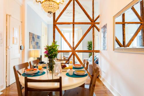 Bairro Alto 3 Bedroom Patio Flat!, Lisabon (fotografie 9)