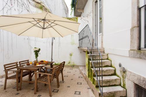 Bairro Alto 3 Bedroom Patio Flat!, Lisabon (fotografie 8)