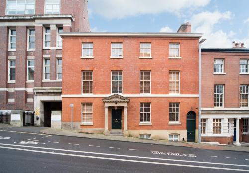 

KD Living Apartments - Princes House