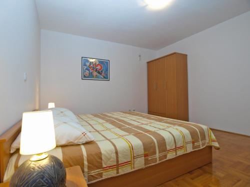 Apartment Alma 1600