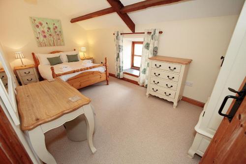 Cilhendre Holiday Cottages - The Dairy