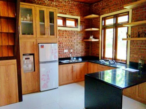 Kitchen, One Global Adria - Equine Estate & Resorts in Tigaraksa