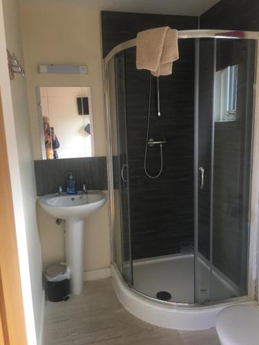 1 Lochness Rooms&Hostel in 德拉姆納德羅希特市中心