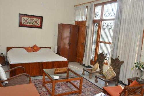 B&B Jammu - Sandy's Homestay - Bed and Breakfast Jammu