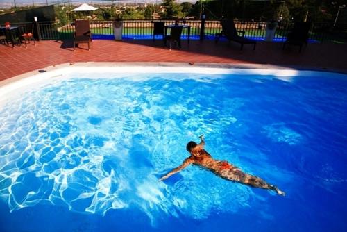 Etna Hut - main image