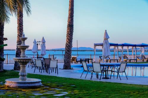 Hotel La Posada & Beach Club in La Paz, Mexico - 300 reviews, price from  $93 | Planet of Hotels