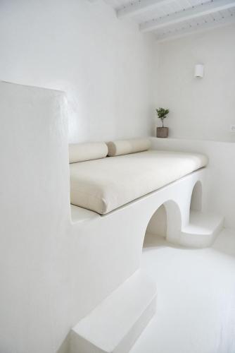 Blanco Rooms Mykonos - image 6