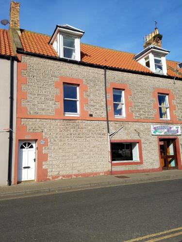 Entrance, The Herring Queen in Eyemouth